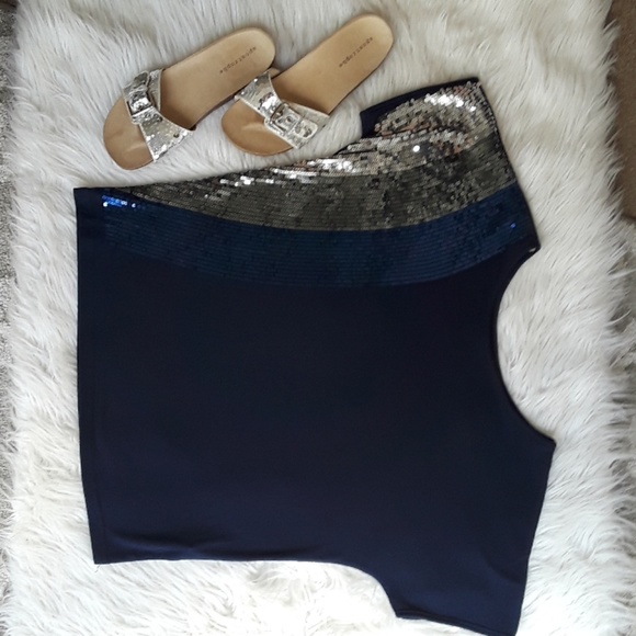 Apostrophe top - Picture 2 of 4